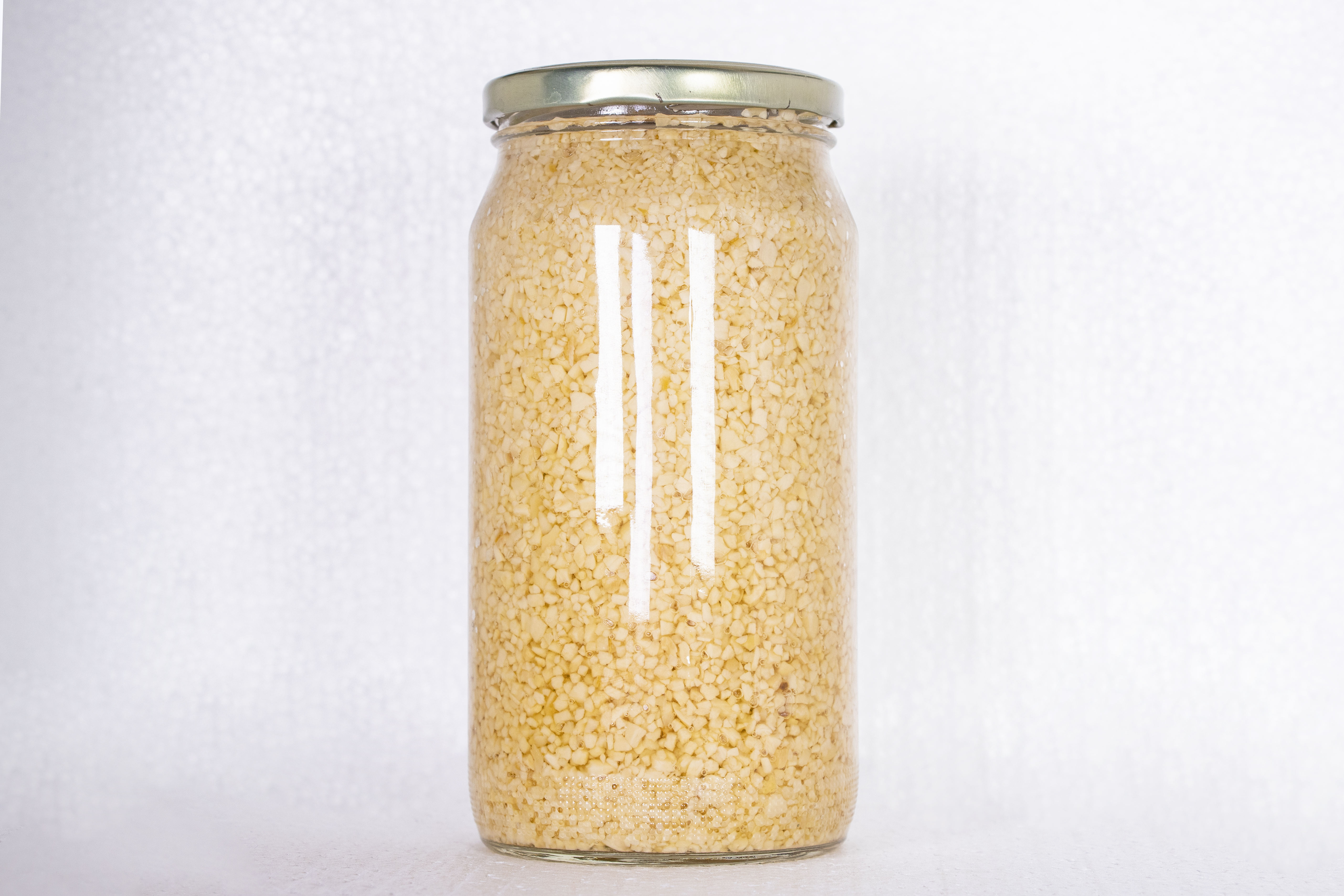 MINCED GARLIC IN WATER-32oz
